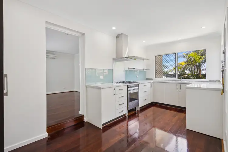 21 Scalby Street, Scarborough WA 6019