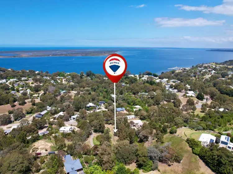 16 Kingscote Drive, Metung VIC 3904