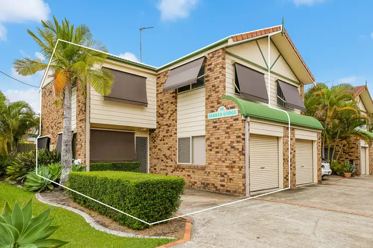 40 Coolangatta Road