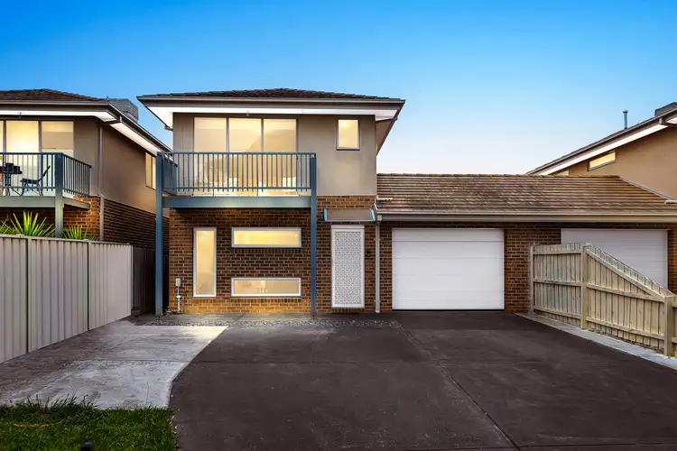 Main view of Homely townhouse listing, 2/19 Elizabeth Street, Cranbourne North VIC 3977