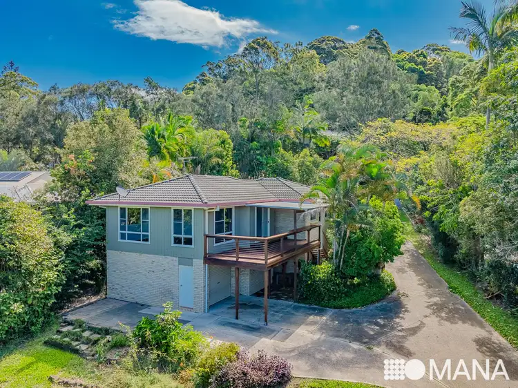 16 Yamble Drive, Ocean Shores NSW 2483