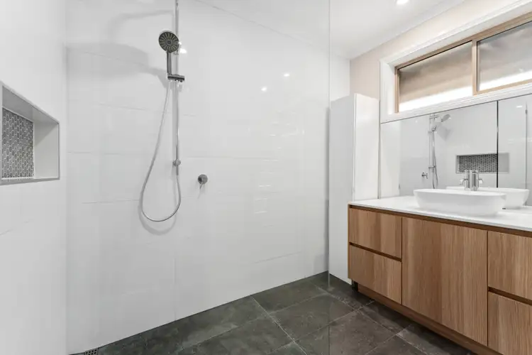 Seventh view of Homely house listing, 2/1939 Mount Macedon Road, Woodend VIC 3442