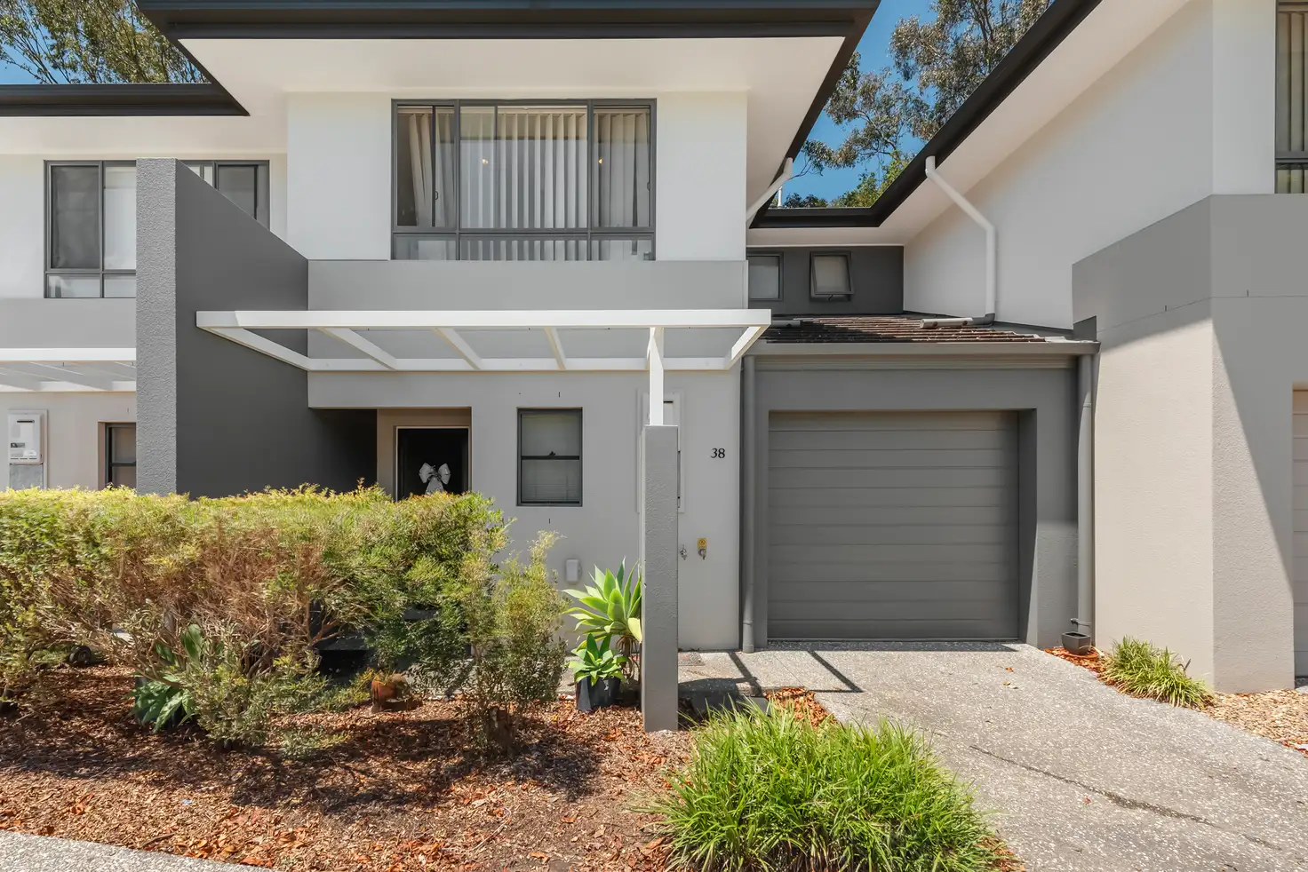 Main view of Homely townhouse listing, 38/1 Jefferson Court, Upper Coomera QLD 4209