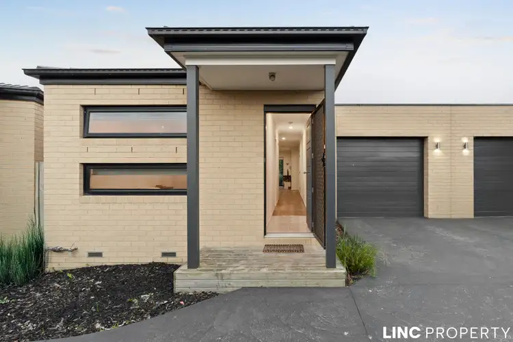 Main view of Homely unit listing, 2/54 Taylor Street, Cranbourne VIC 3977