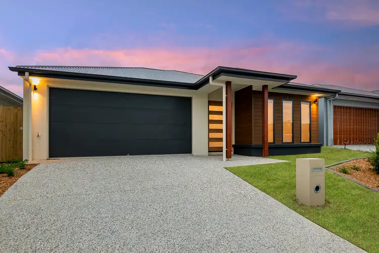 71 Ashwood Circuit, Chambers Flat QLD 4133