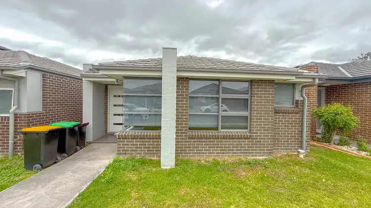9 Hydrus Street, Austral NSW 2179