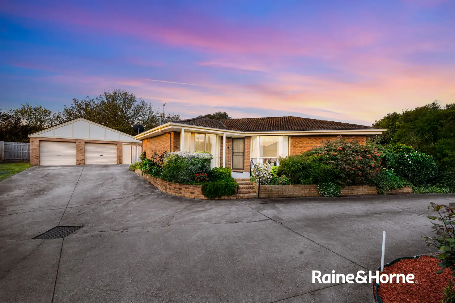 Main view of Homely house listing, 2/18-20 Tamarisk Road, Narre Warren VIC 3805