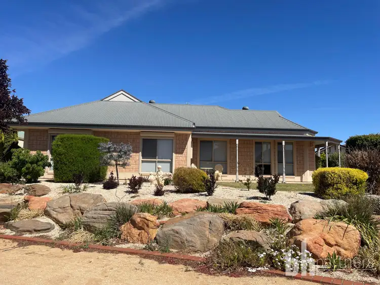 19 Nalara Avenue