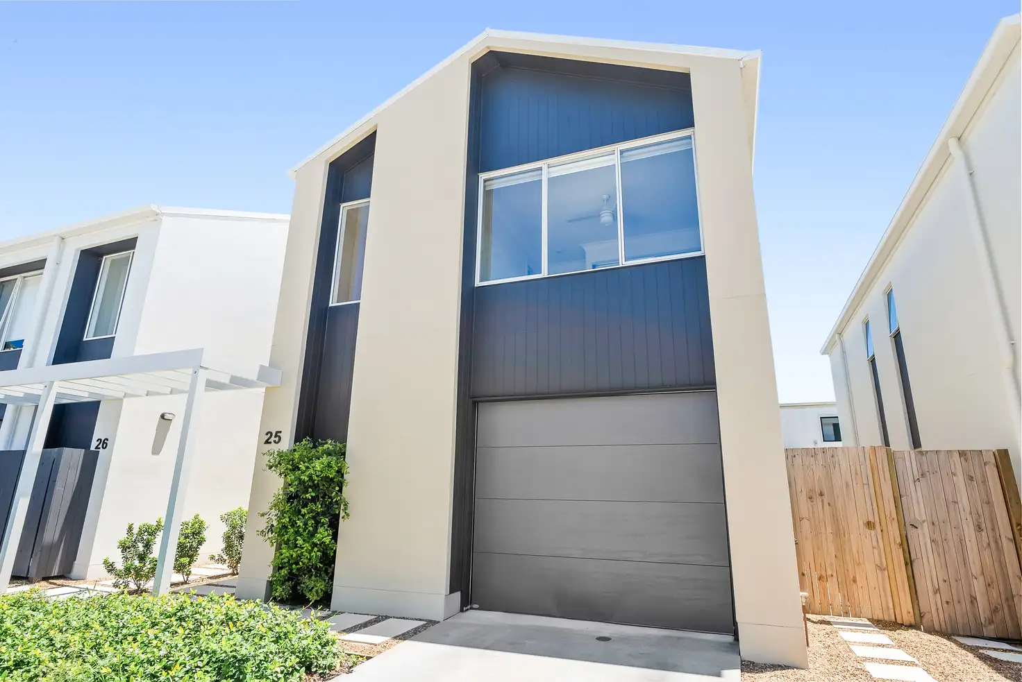 Main view of Homely townhouse listing, 25/13 Angela Way, Pimpama QLD 4209