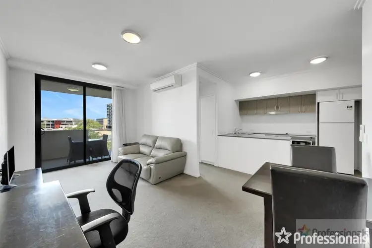 616/52 Oaka Lane, Gladstone Central QLD 4680