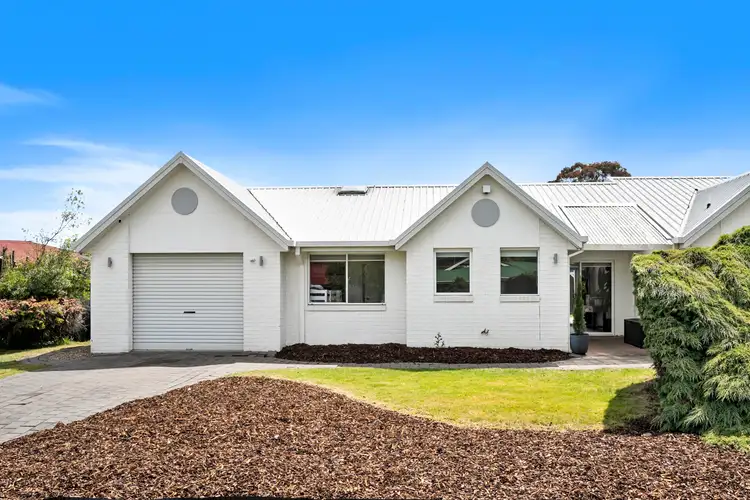 Second view of Homely house listing, 5 Manor Gardens, Kingston TAS 7050