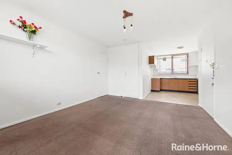 Fifth view of Homely flat listing, 2/19 St Albans Road, St Albans VIC 3021