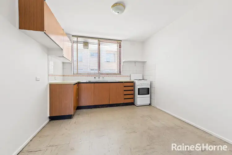 Sixth view of Homely flat listing, 2/19 St Albans Road, St Albans VIC 3021
