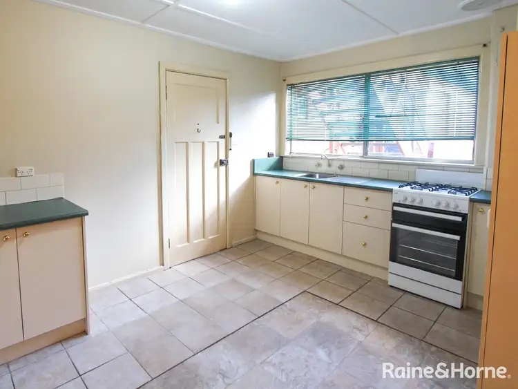 Second view of Homely unit listing, 3/202 Durham, Bathurst NSW 2795