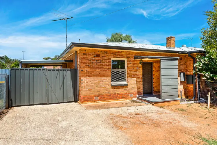 18 Stone Road, Elizabeth Downs SA 5113
