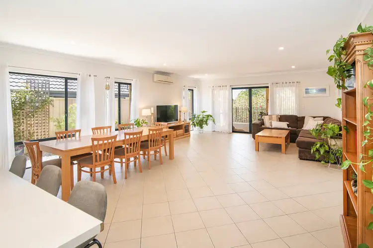 2 Barwon Lane