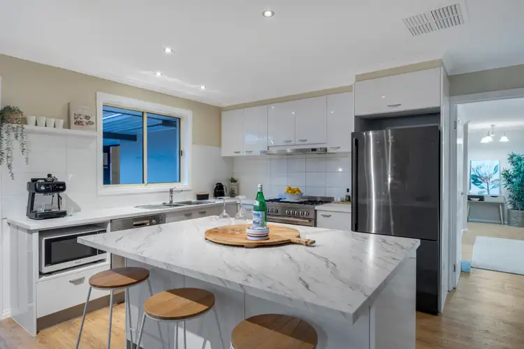 Fourth view of Homely house listing, 6 Egton Court, Craigieburn VIC 3064