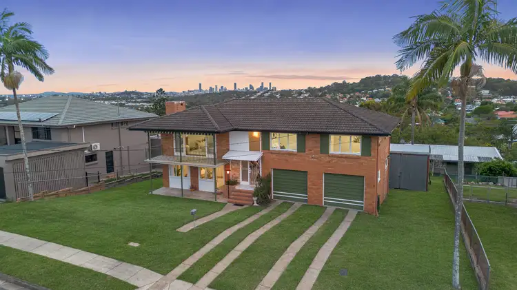 33 Gable Street, Stafford Heights QLD 4053