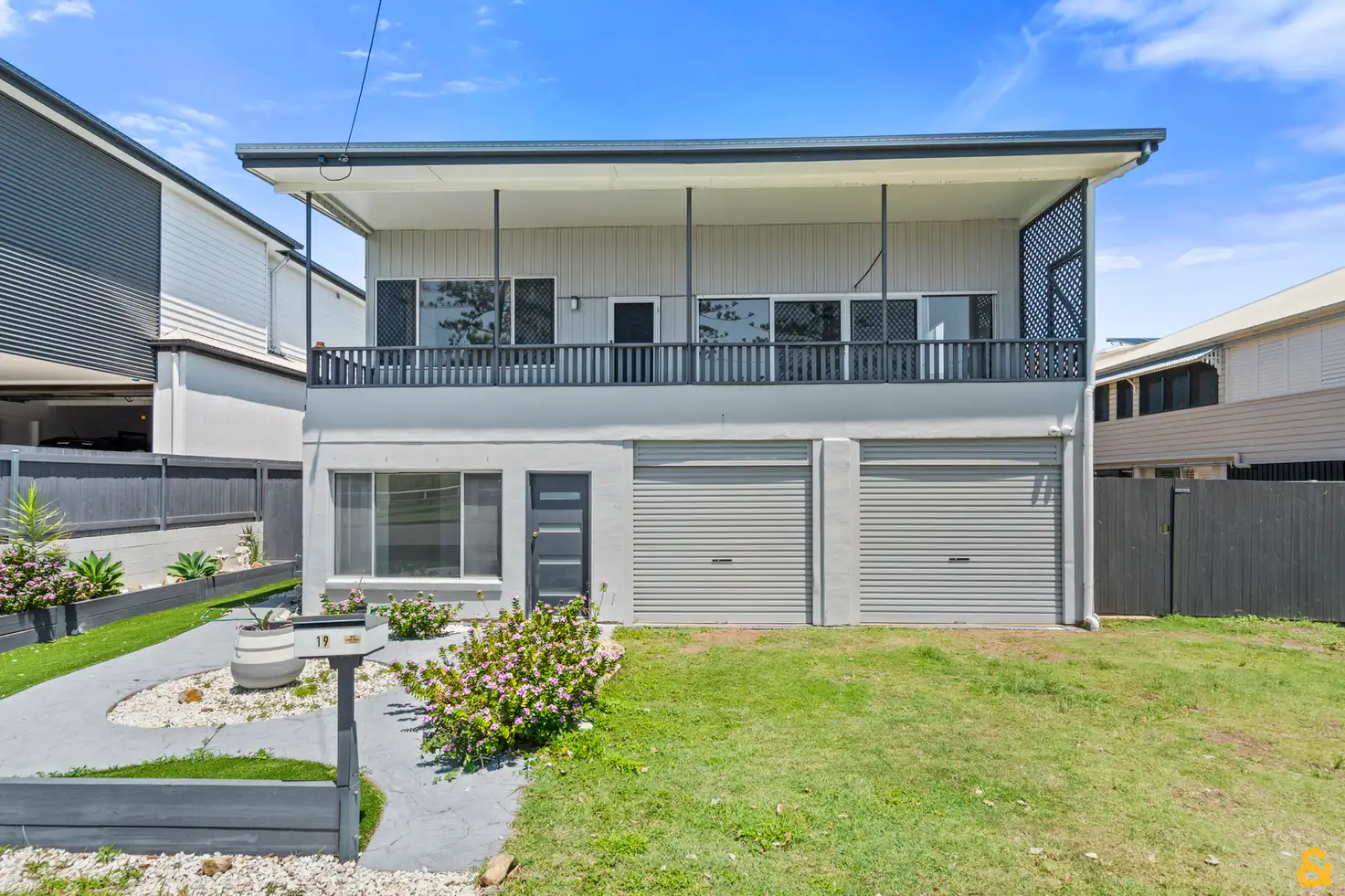 Main view of Homely unit listing, 19B Waterloo Esplanade, Wynnum QLD 4178
