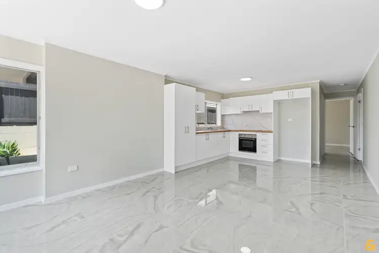 Fourth view of Homely unit listing, 19B Waterloo Esplanade, Wynnum QLD 4178