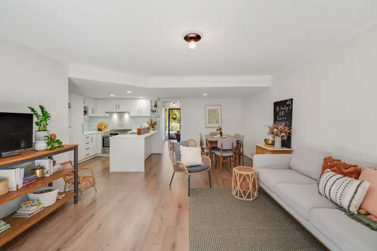 6/60-64 Sir Ross Smith Boulevard, Oakden SA 5086