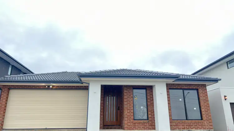 16 Clara dr