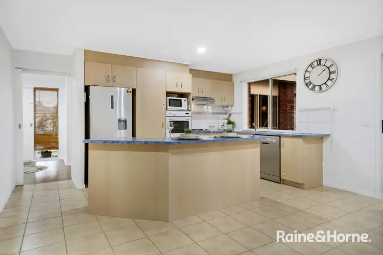 Seventh view of Homely house listing, 18 Greenock Crescent, Cranbourne East VIC 3977