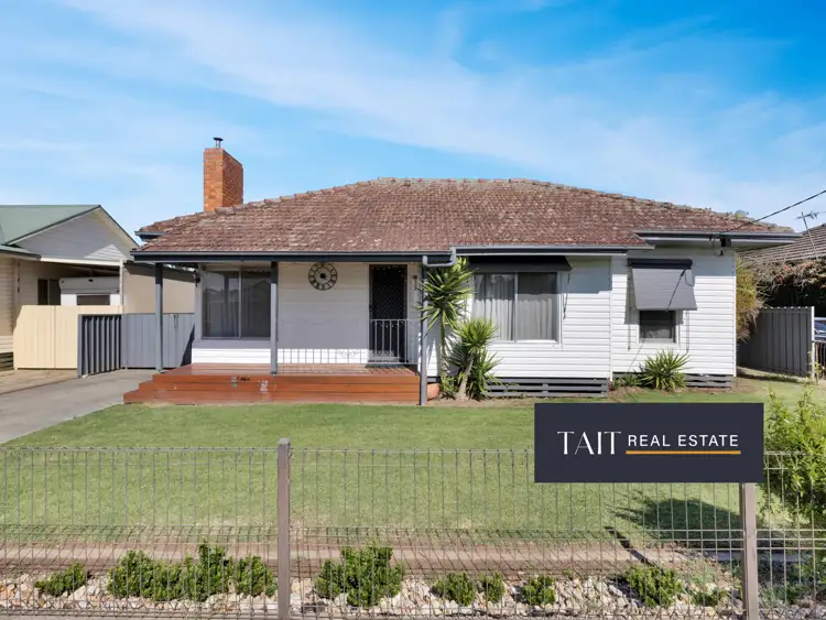 12 Silverwood Grove, Wangaratta VIC 3677