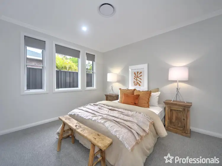 18 Colyer Avenue, Nowra NSW 2541