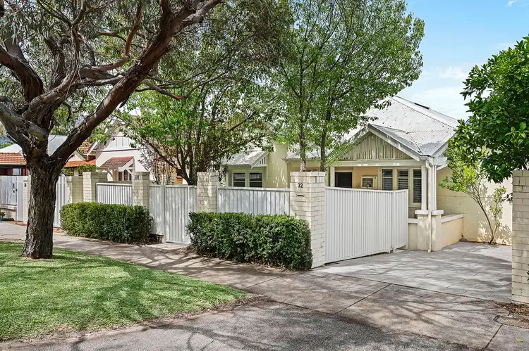32 Kanimbla Road, Nedlands WA 6009