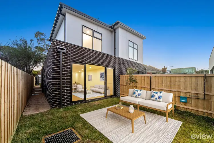 7A Railway Parade, Seaford VIC 3198