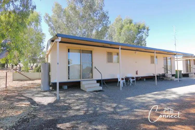 2 Fox Road (Avon Valley Chalets), Northam WA 6401