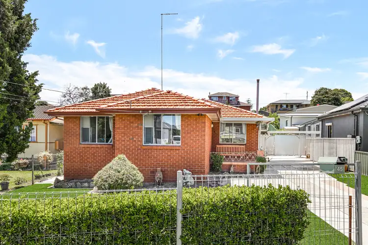 45 Moira Crescent, St Marys NSW 2760
