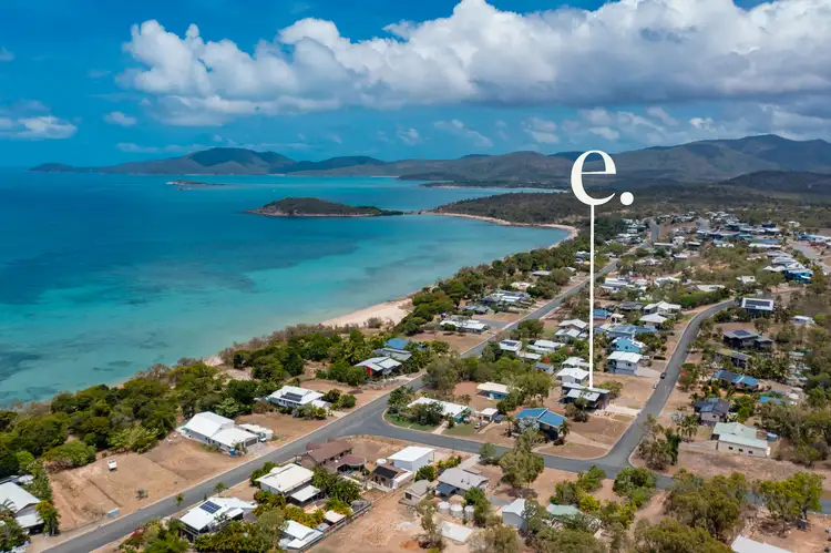 5 Roseric Crescent, Hideaway Bay QLD 4800
