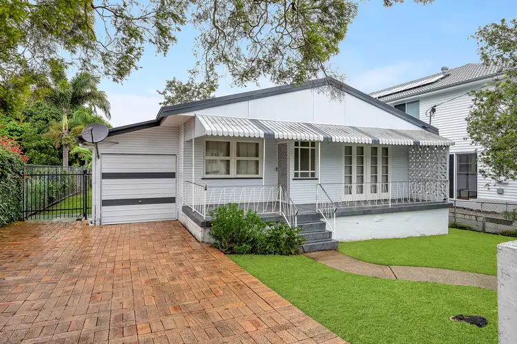 22 Leach Street, Everton Park QLD 4053
