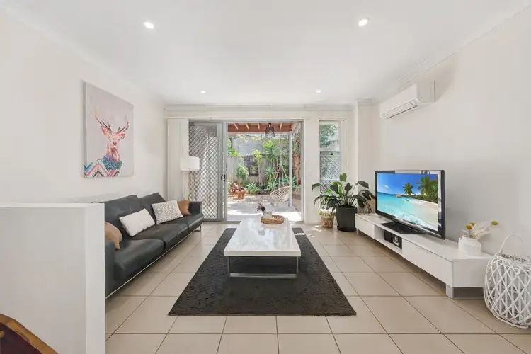 Sixth view of Homely townhouse listing, 1/21 Bartlett Street, Morningside QLD 4170