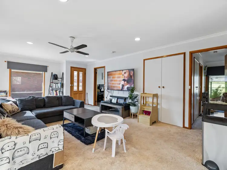 Fifth view of Homely unit listing, 2/2 Conway Street, Leongatha VIC 3953