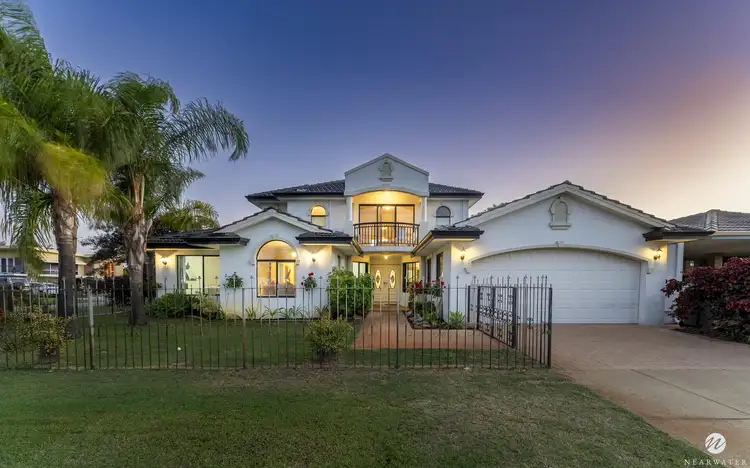 39 Nearwater Way