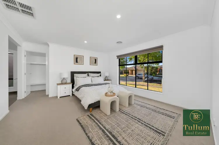 Fourth view of Homely house listing, 7 Beagle Street, Cranbourne East VIC 3977