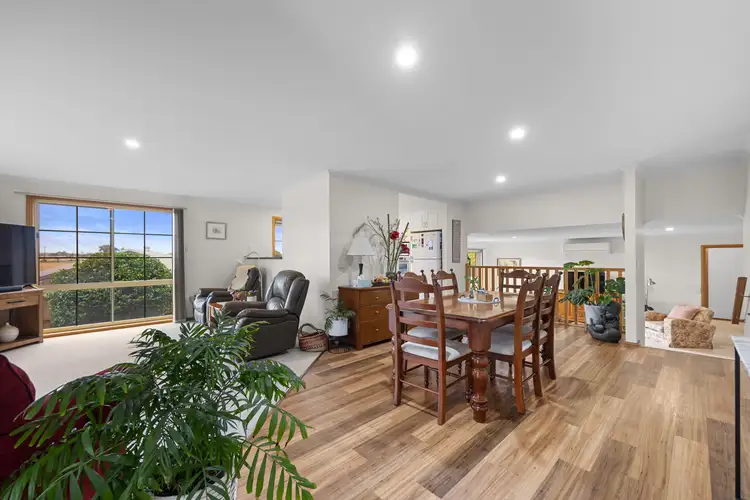 Fifth view of Homely house listing, 1 Eden Crescent, Leongatha VIC 3953