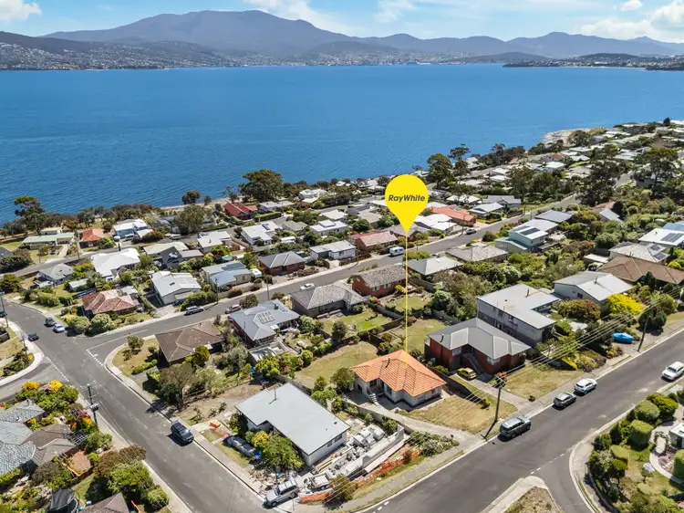 245 Carella Street, Howrah TAS 7018