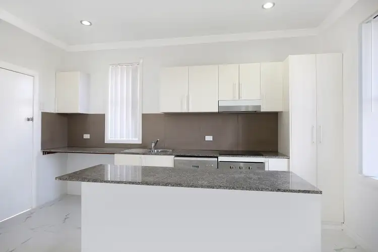 18 Burke Way, Berkeley NSW 2506