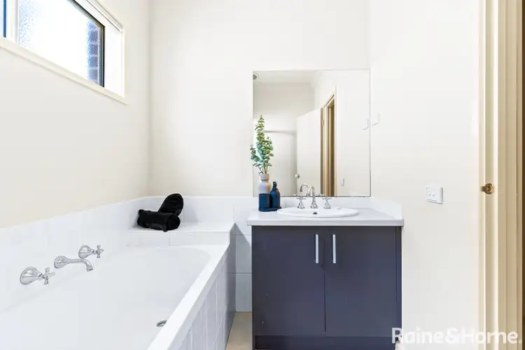 Fifth view of Homely unit listing, 53/17 Crestmont Drive, Melton South VIC 3338