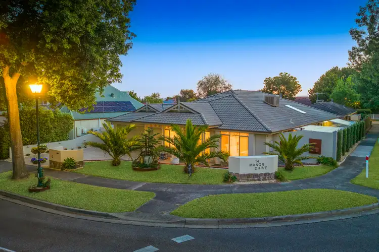 14 Manor Drive, Frankston South VIC 3199