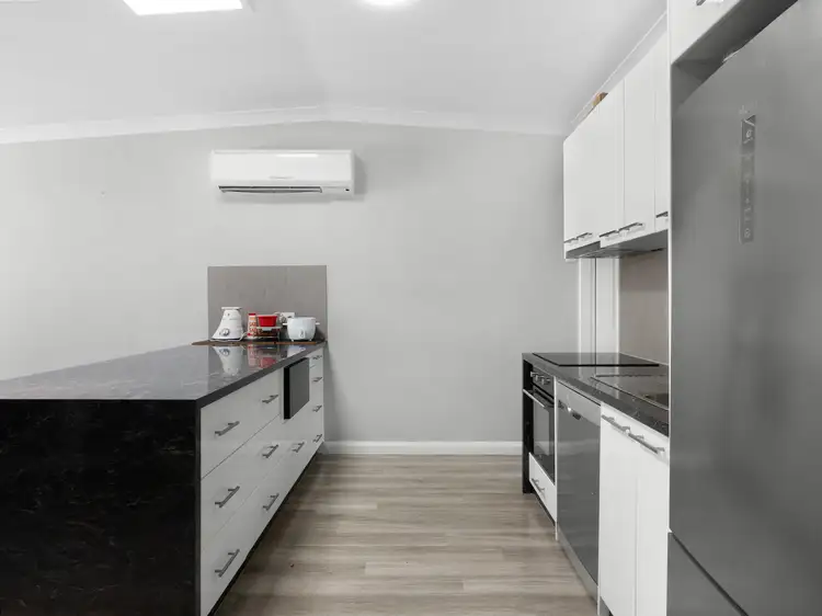 Fourth view of Homely unit listing, 2/678 Wilkinson Street, Glenroy NSW 2640
