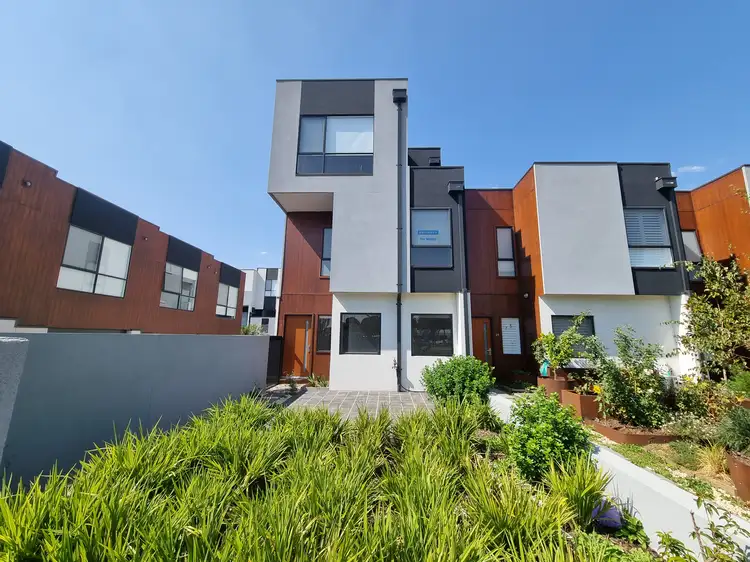 Main view of Homely townhouse listing, 27 Fisken Way, Keilor Downs VIC 3038