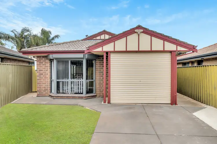 2/5 Casanor Crescent, Paralowie SA 5108