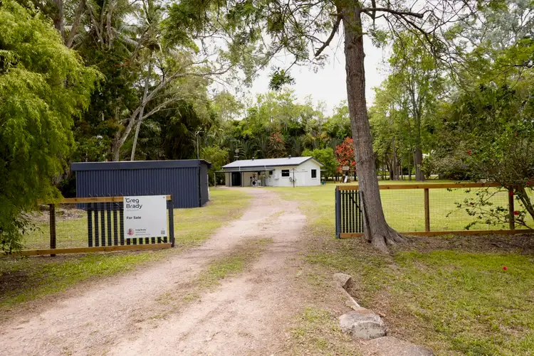 3 Theresa Court, Armstrong Beach QLD 4737