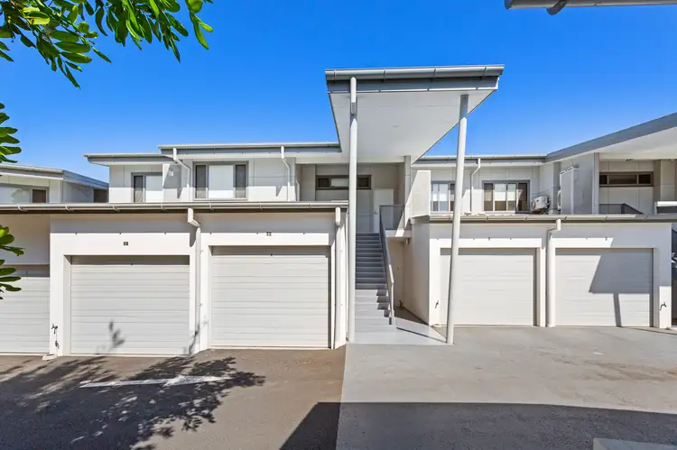 Main view of Homely villa listing, 4/2 Hothersal Street, Kiama NSW 2533