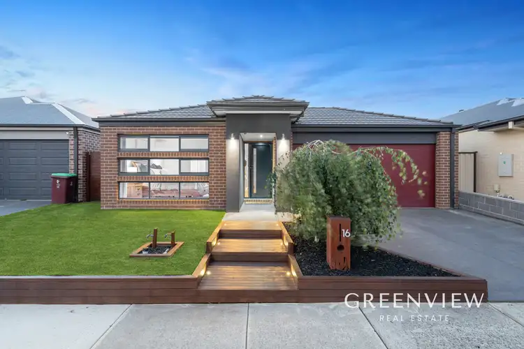 16 Firebird Street, Cranbourne East VIC 3977